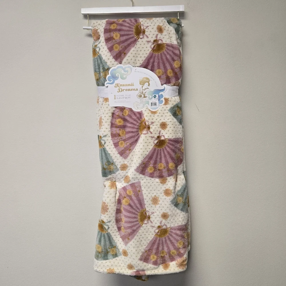 Kawaii Dreams Fan Oversized Plush Throw Blanket Pink Cream